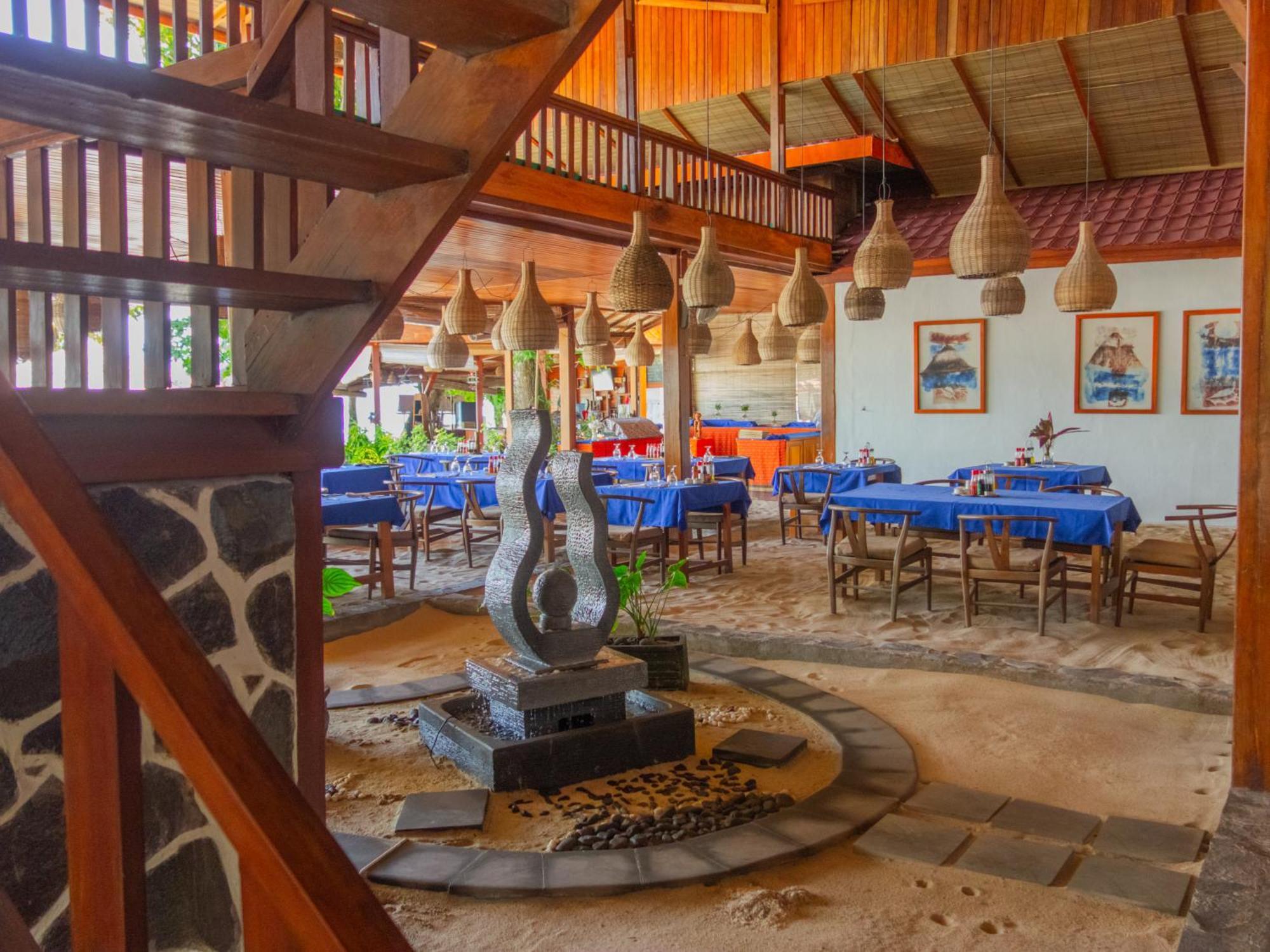 Kuda Laut Boutique Dive Resort Бунакен Экстерьер фото